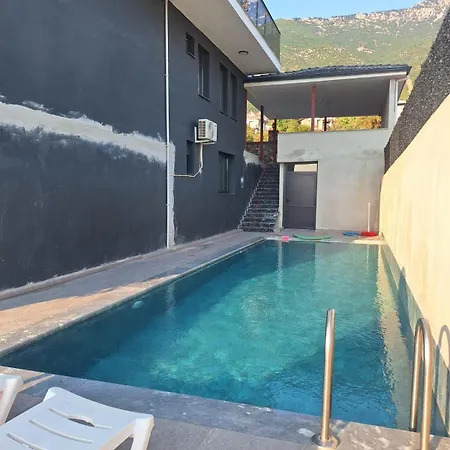 Daire Azra 3 Kişilik Havuzlu Lüx Fethiye